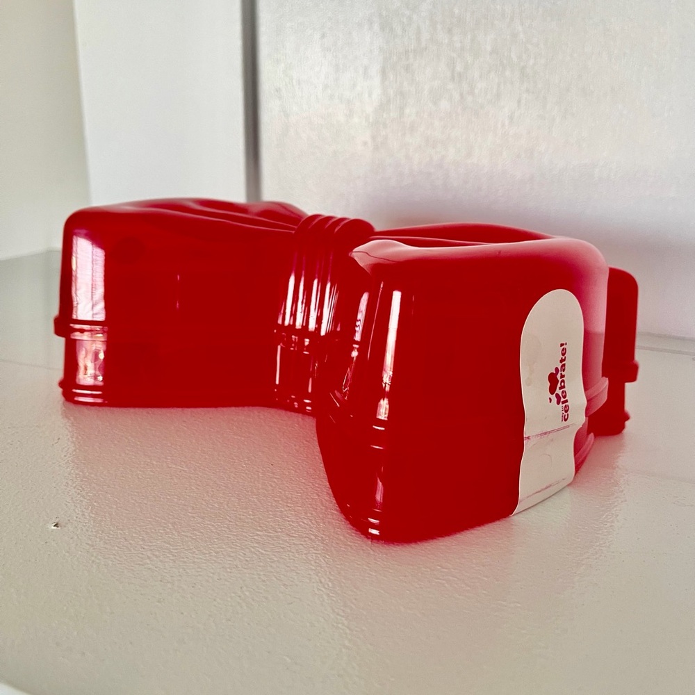 Red Bow Container 9". - Picture 3 of 3
